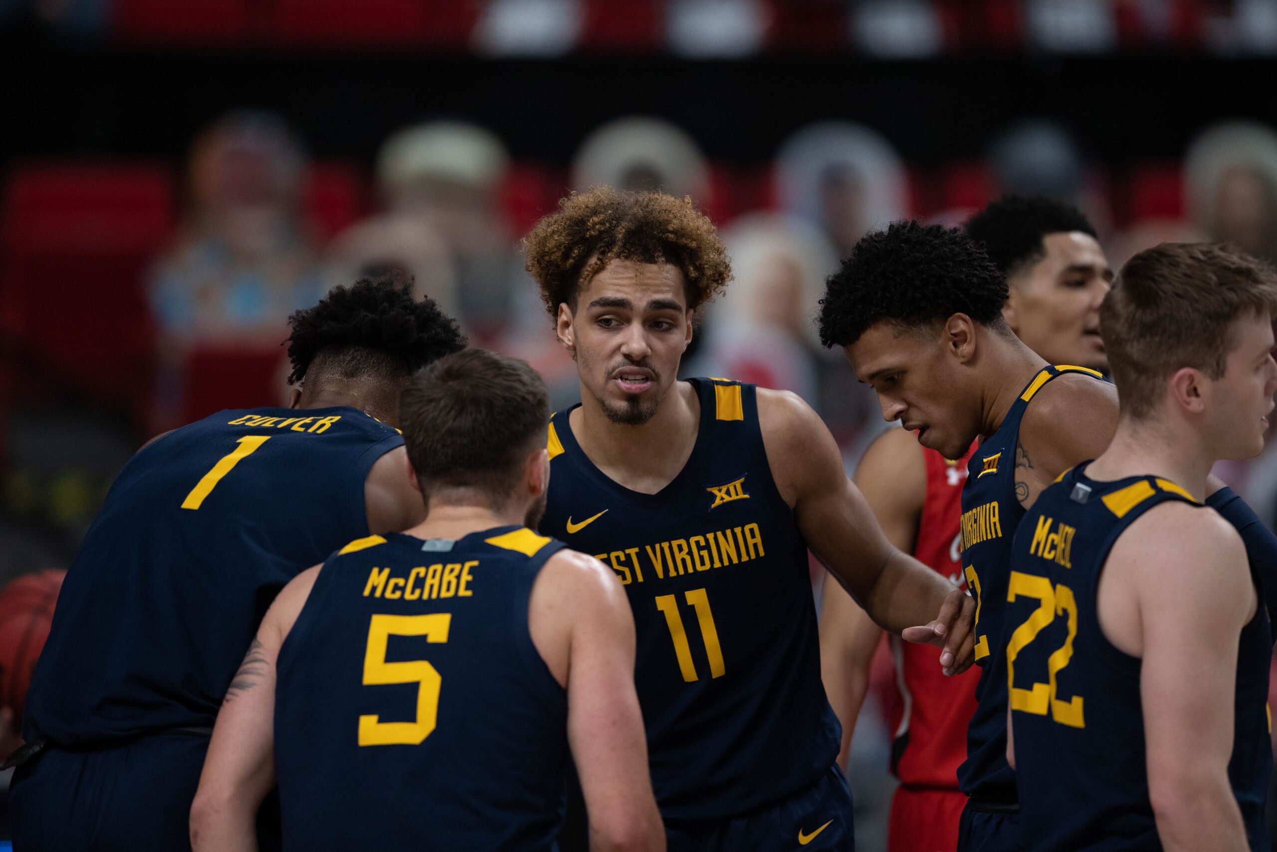 Sean McNeil, Miles McBride lead Mountaineers to upset win over No. 7 Texas Tech